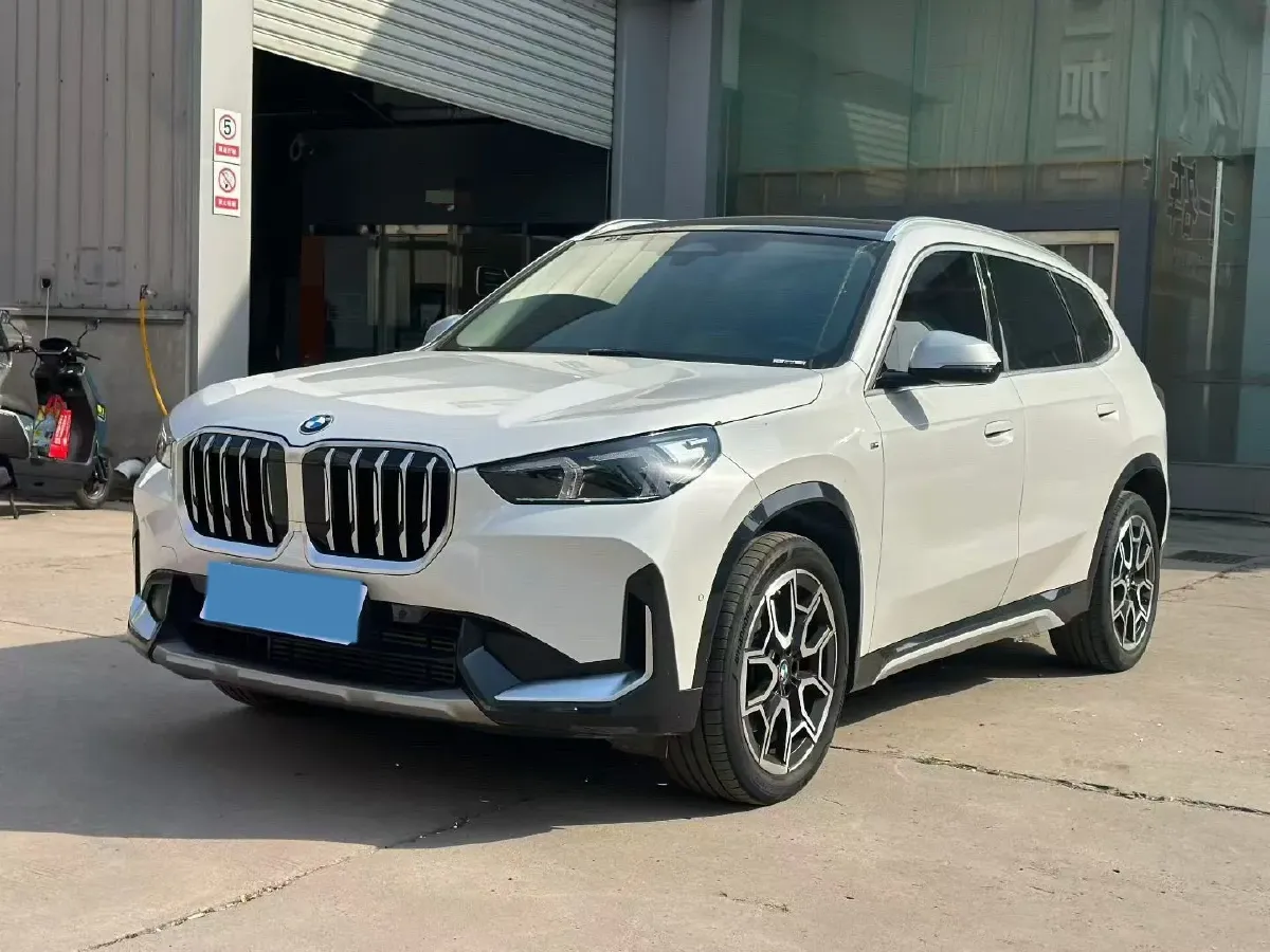 2024 BMW X1 2.0T 204HP L4 7DCT,autocango,china used car exporter,china ev exporter,chinese used car exporter,chinese used ev exporter
