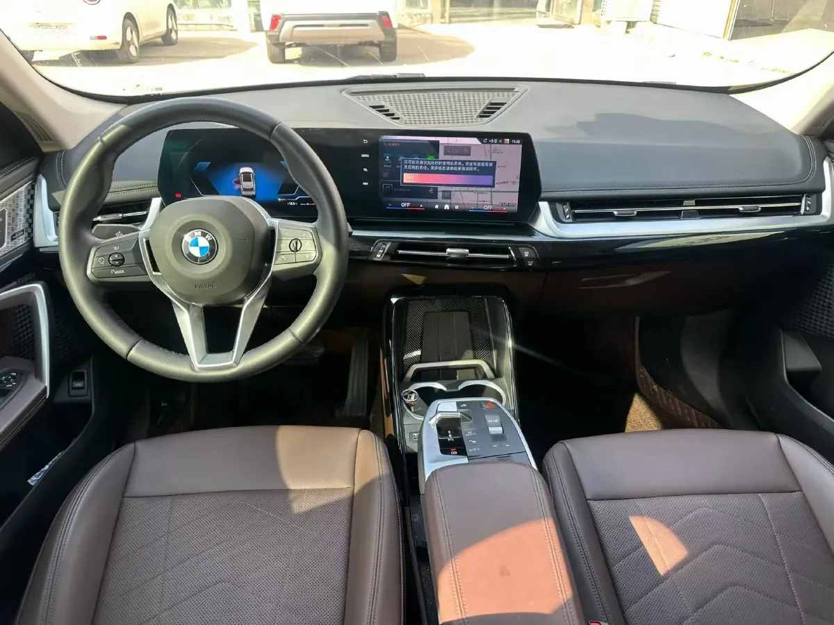 2024 BMW X1 2.0T 204HP L4 7DCT,autocango,china used car exporter,china ev exporter,chinese used car exporter,chinese used ev exporter