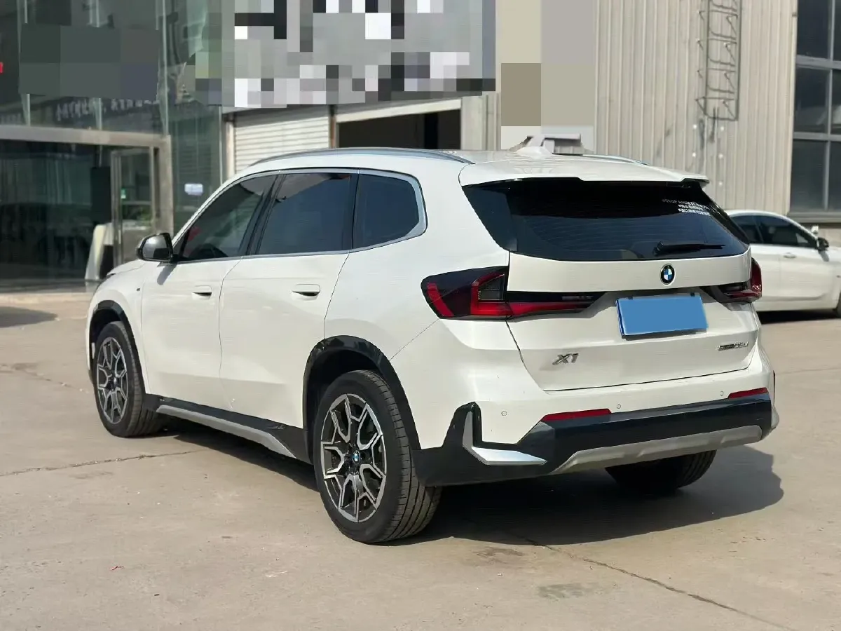 2024 BMW X1 2.0T 204HP L4 7DCT,autocango,china used car exporter,china ev exporter,chinese used car exporter,chinese used ev exporter