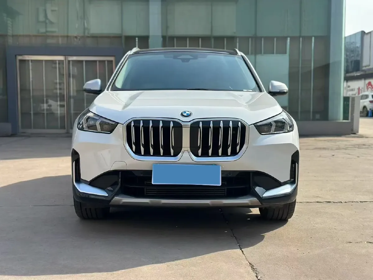 2024 BMW X1 2.0T 204HP L4 7DCT,autocango,china used car exporter,china ev exporter,chinese used car exporter,chinese used ev exporter
