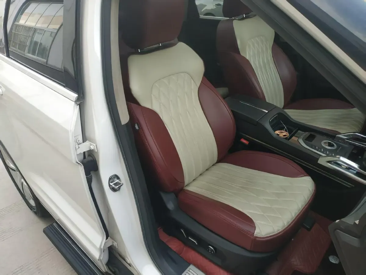 2017 Zotye T700 1.8T 177HP L4 6DCT,autocango,china used car exporter,china ev exporter,chinese used car exporter,chinese used ev exporter