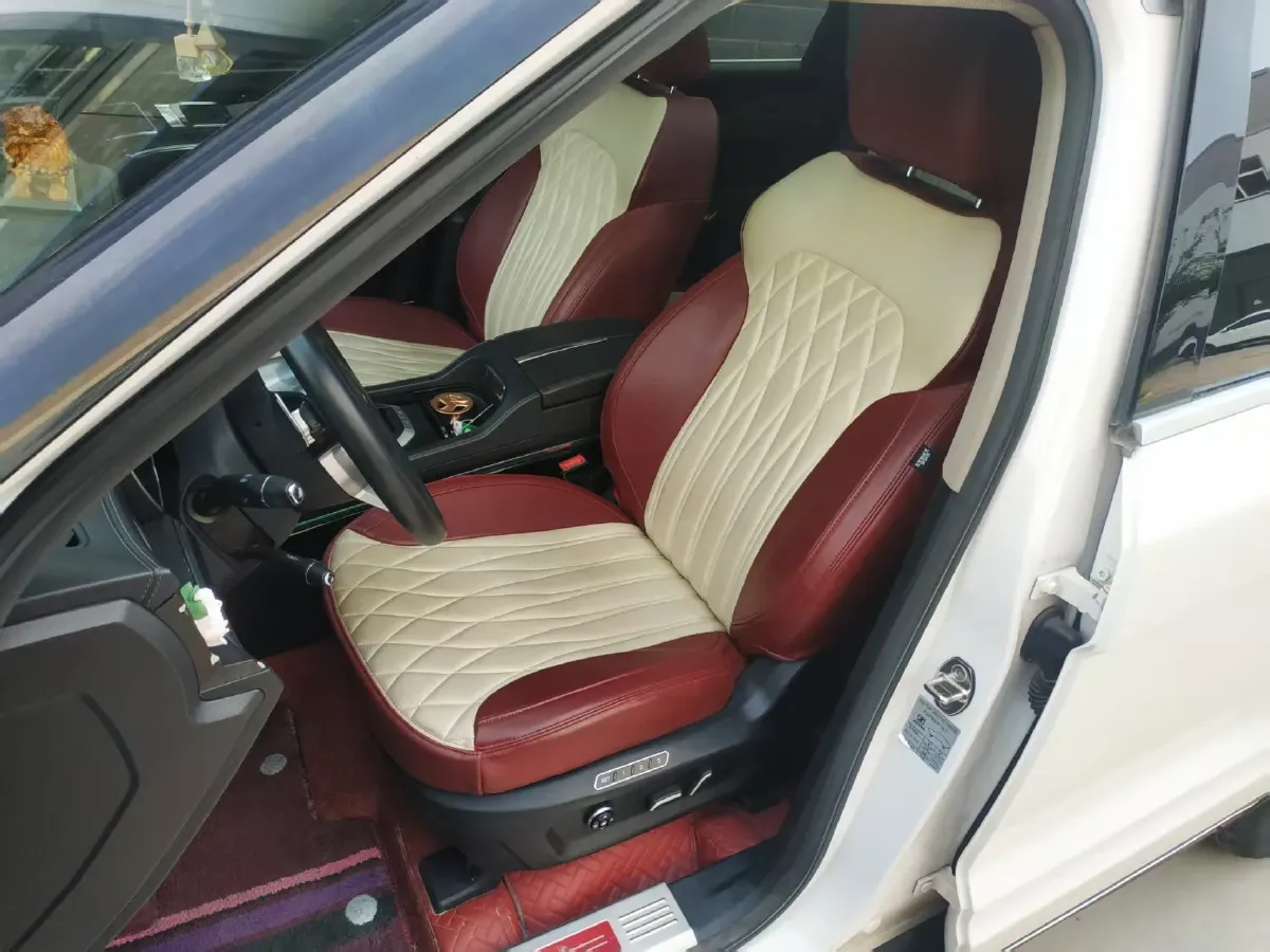 2017 Zotye T700 1.8T 177HP L4 6DCT,autocango,china used car exporter,china ev exporter,chinese used car exporter,chinese used ev exporter