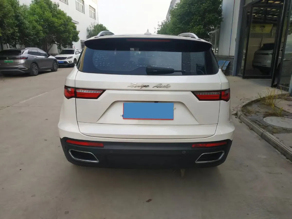 2017 Zotye T700 1.8T 177HP L4 6DCT,autocango,china used car exporter,china ev exporter,chinese used car exporter,chinese used ev exporter
