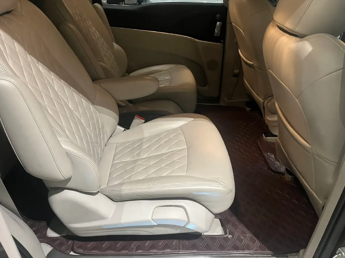 2021 Buick GL8 2.0T 237HP L4 9AT,autocango,china used car exporter,china ev exporter,chinese used car exporter,chinese used ev exporter