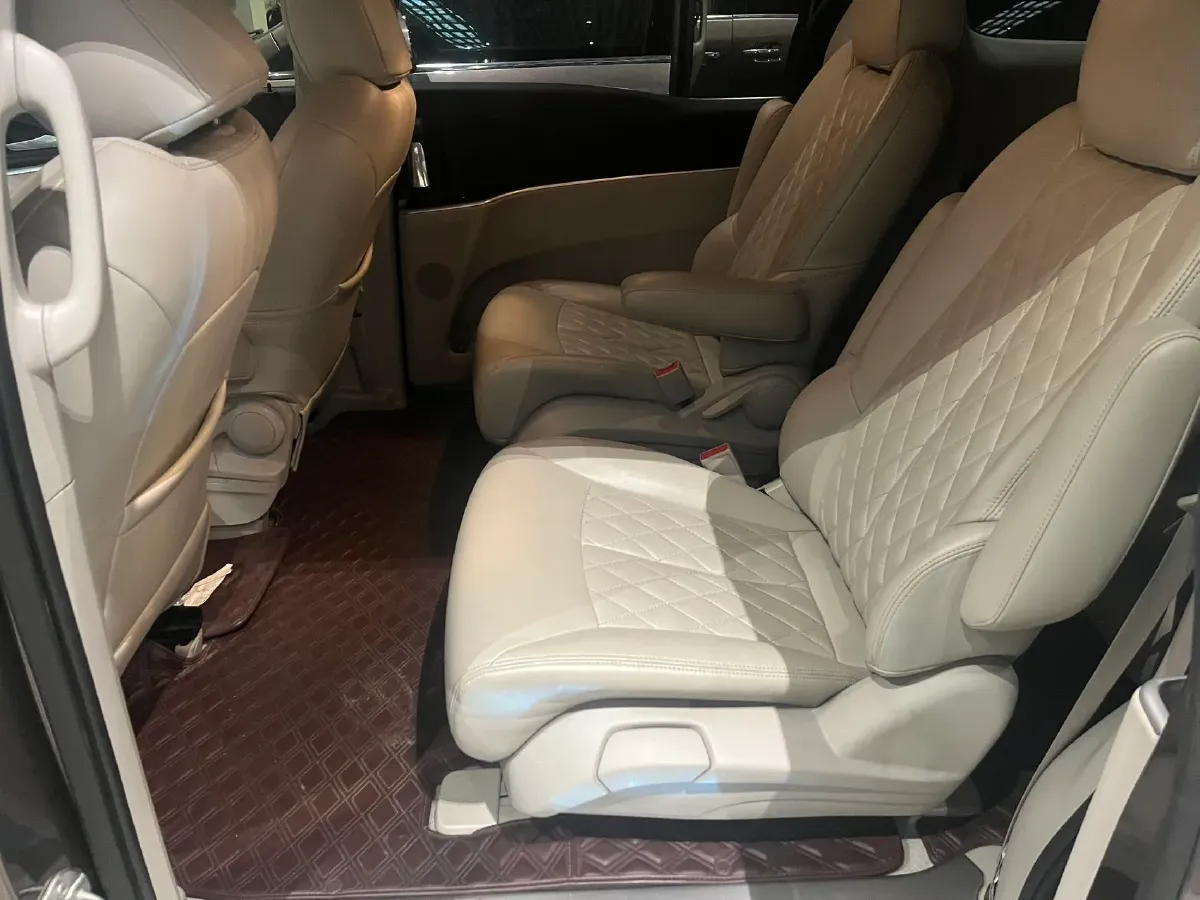 2021 Buick GL8 2.0T 237HP L4 9AT,autocango,china used car exporter,china ev exporter,chinese used car exporter,chinese used ev exporter