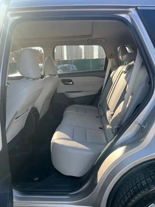 2021 Nissan X-Trail 1.5T 204HP L3 CVT,autocango,china used car exporter,china ev exporter,chinese used car exporter,chinese used ev exporter