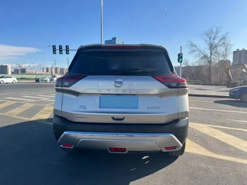 2021 Nissan X-Trail 1.5T 204HP L3 CVT,autocango,china used car exporter,china ev exporter,chinese used car exporter,chinese used ev exporter