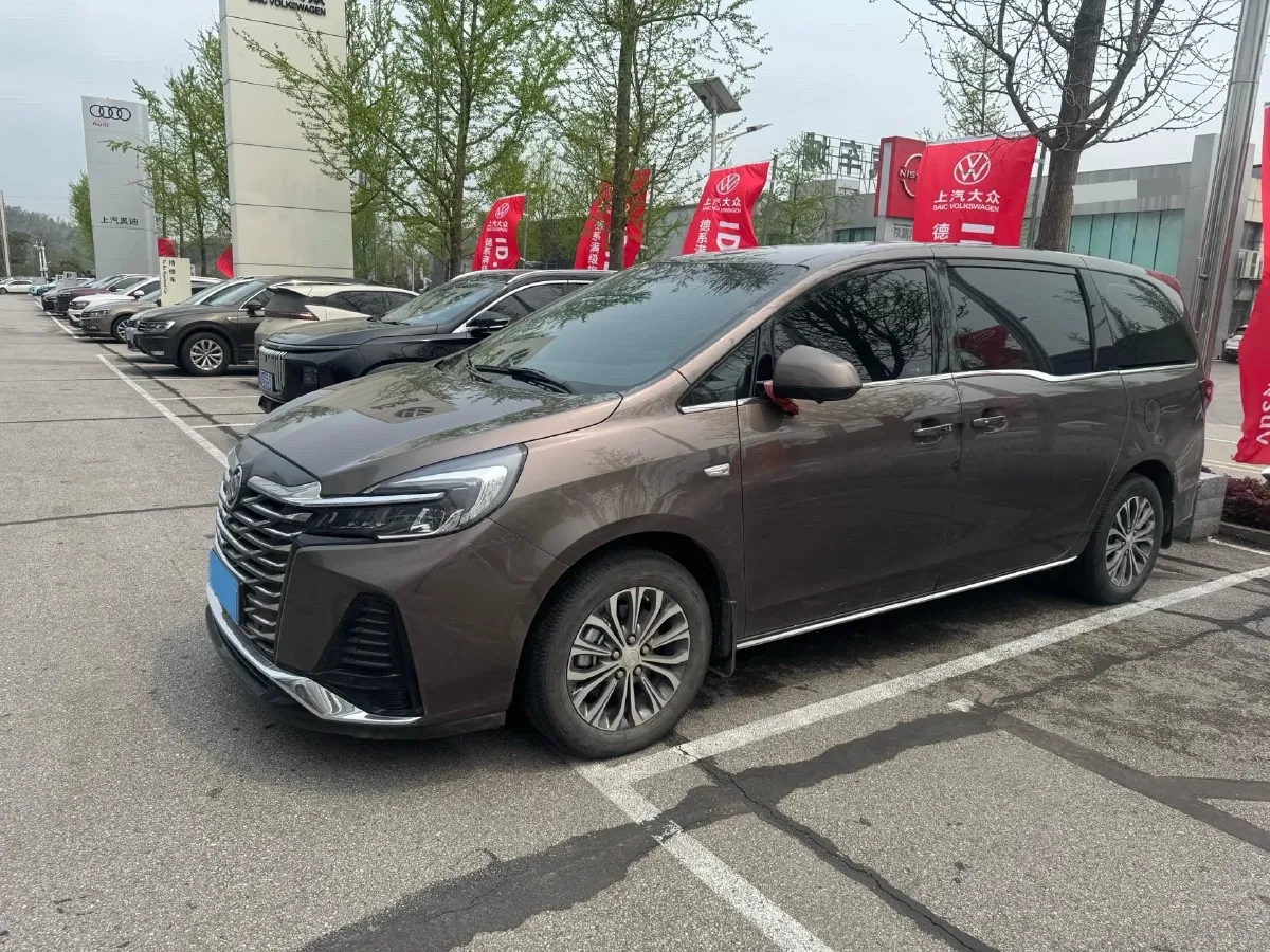 2023 Buick GL8 2.0T 237HP L4 9AT,autocango,china used car exporter,china ev exporter,chinese used car exporter,chinese used ev exporter