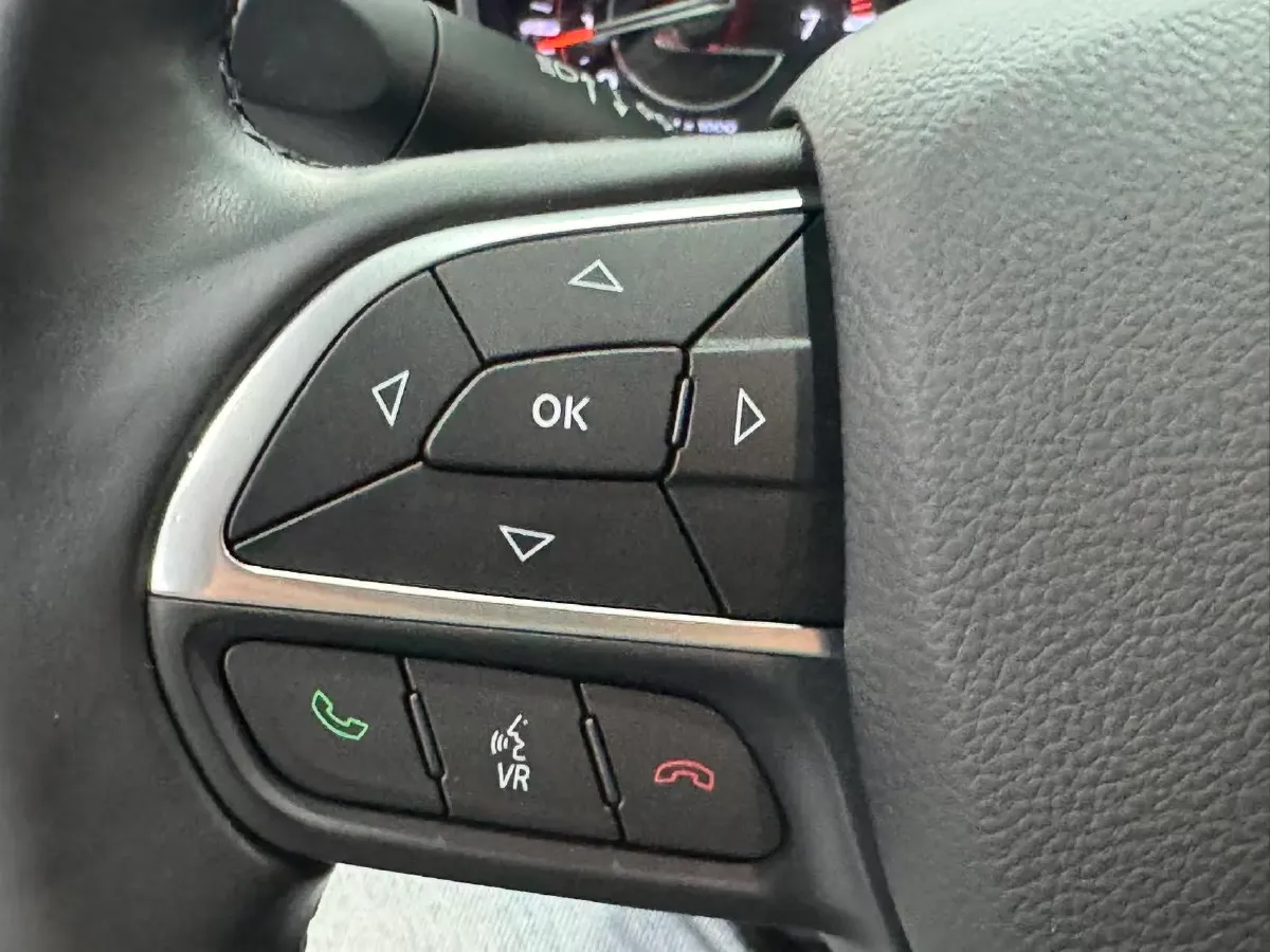 2018 Jeep Grand Commander 2.0T 265HP L4 9AT,autocango,china used car exporter,china ev exporter,chinese used car exporter,chinese used ev exporter