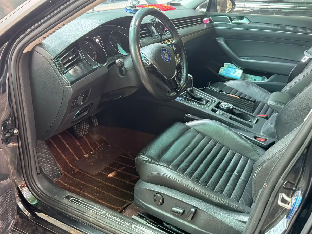 2018 Volkswagen Magotan 1.4T 150HP L4 7DCT,autocango,china used car exporter,china ev exporter,chinese used car exporter,chinese used ev exporter