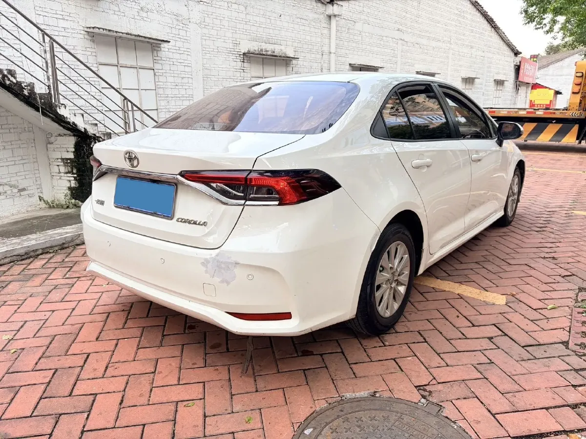 2021 Toyota Corolla 1.2T 116HP L4 CVT,autocango,china used car exporter,china ev exporter,chinese used car exporter,chinese used ev exporter