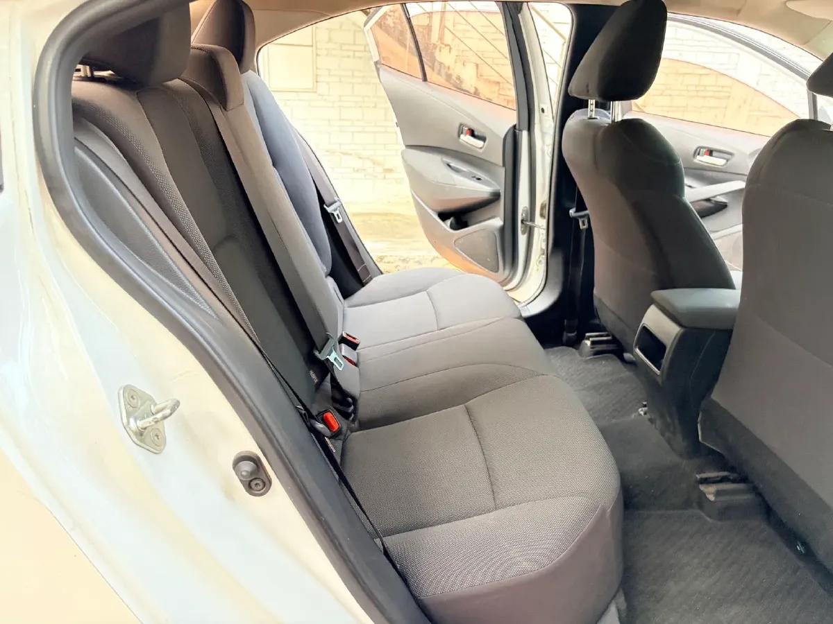 2021 Toyota Corolla 1.2T 116HP L4 CVT,autocango,china used car exporter,china ev exporter,chinese used car exporter,chinese used ev exporter