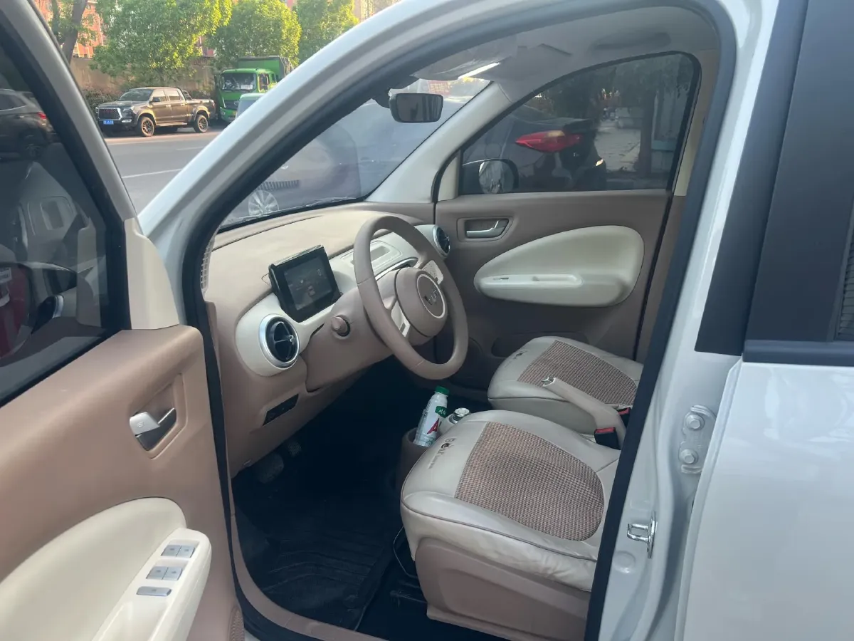 2025 WuLing HongGuang MINI EV BEV 16.2KWH,autocango,china used car exporter,china ev exporter,chinese used car exporter,chinese used ev exporter