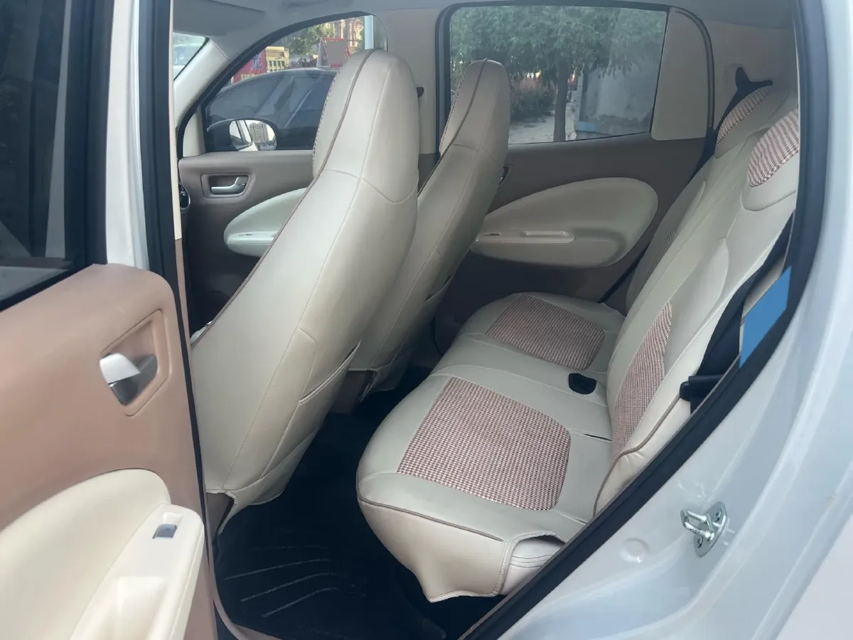 2025 WuLing HongGuang MINI EV BEV 16.2KWH,autocango,china used car exporter,china ev exporter,chinese used car exporter,chinese used ev exporter