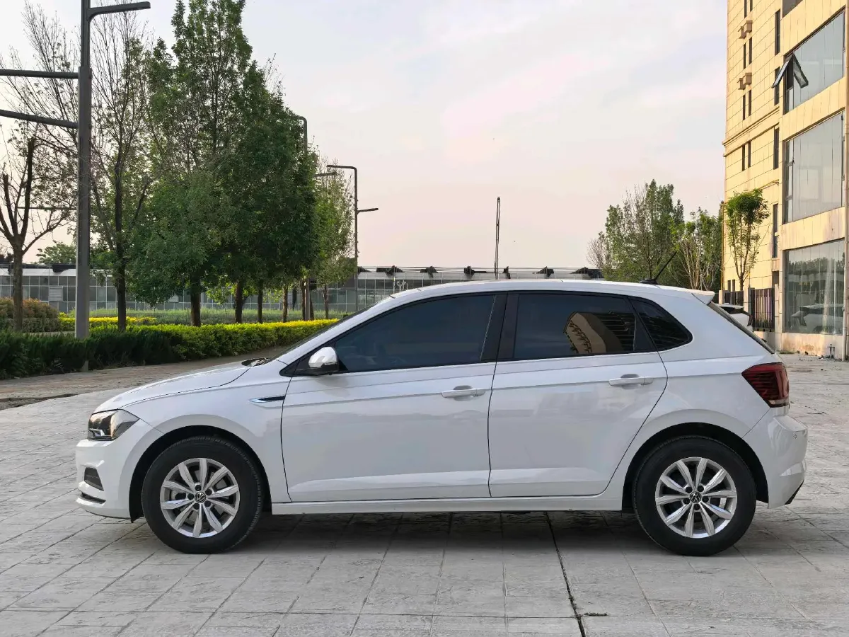 2023 Volkswagen Polo 1.5L 113HP L4 6AT,autocango,china used car exporter,china ev exporter,chinese used car exporter,chinese used ev exporter