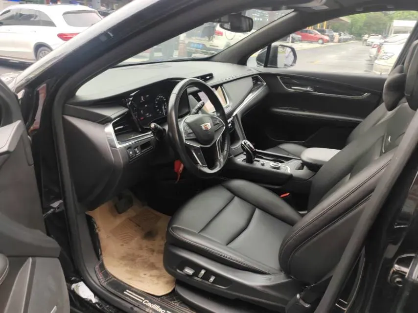 2021 Cadillac XT5 2.0T 237HP L4 9AT,autocango,china used car exporter,china ev exporter,chinese used car exporter,chinese used ev exporter