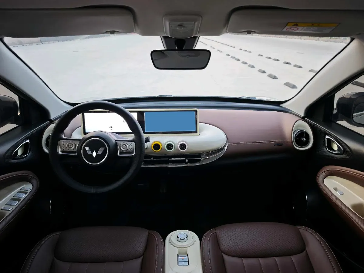 2023 WuLing BinGuo BEV 31.9KWH,autocango,china used car exporter,china ev exporter,chinese used car exporter,chinese used ev exporter