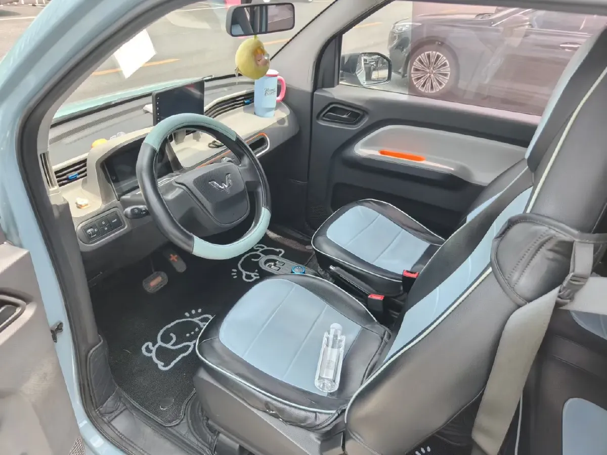 2020 WuLing HongGuang MINI EV BEV 13.8KWH,autocango,china used car exporter,china ev exporter,chinese used car exporter,chinese used ev exporter