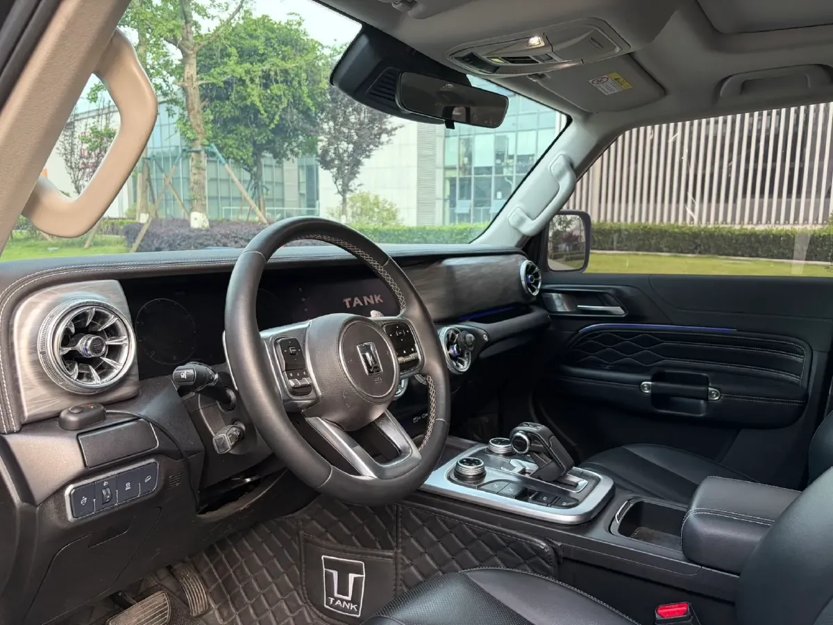 2021 Tank 300 2.0T 227HP L4 8AT,autocango,china used car exporter,china ev exporter,chinese used car exporter,chinese used ev exporter