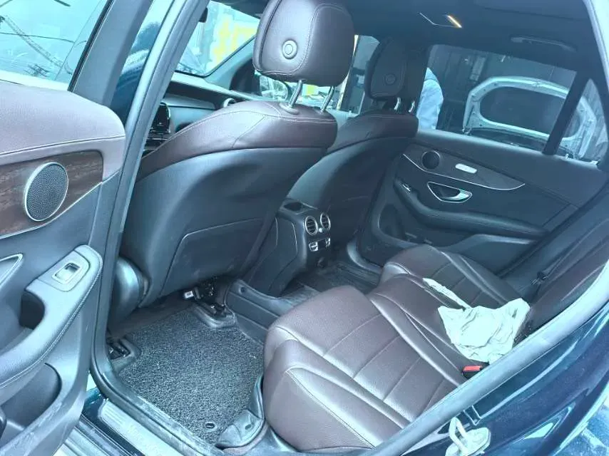 2021 Mercedes-Benz GLC Class 2.0T 197HP L4 9AT,autocango,china used car exporter,china ev exporter,chinese used car exporter,chinese used ev exporter