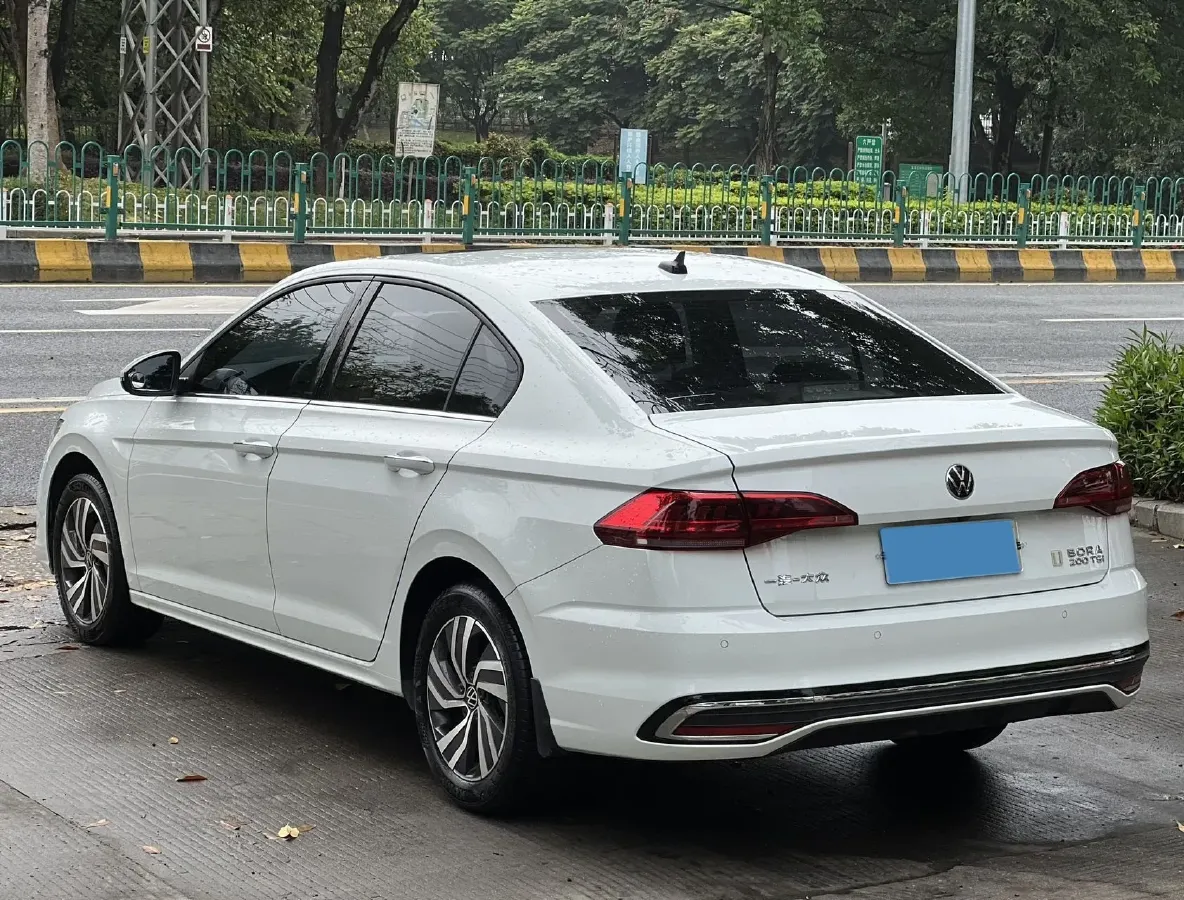 2023 Volkswagen Bora 1.2T 116HP L4 7DCT,autocango,china used car exporter,china ev exporter,chinese used car exporter,chinese used ev exporter