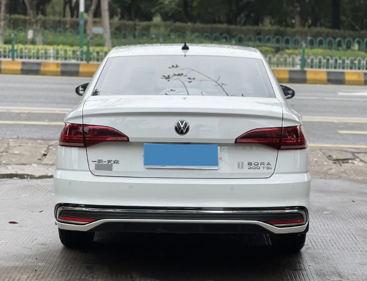 2023 Volkswagen Bora 1.2T 116HP L4 7DCT,autocango,china used car exporter,china ev exporter,chinese used car exporter,chinese used ev exporter