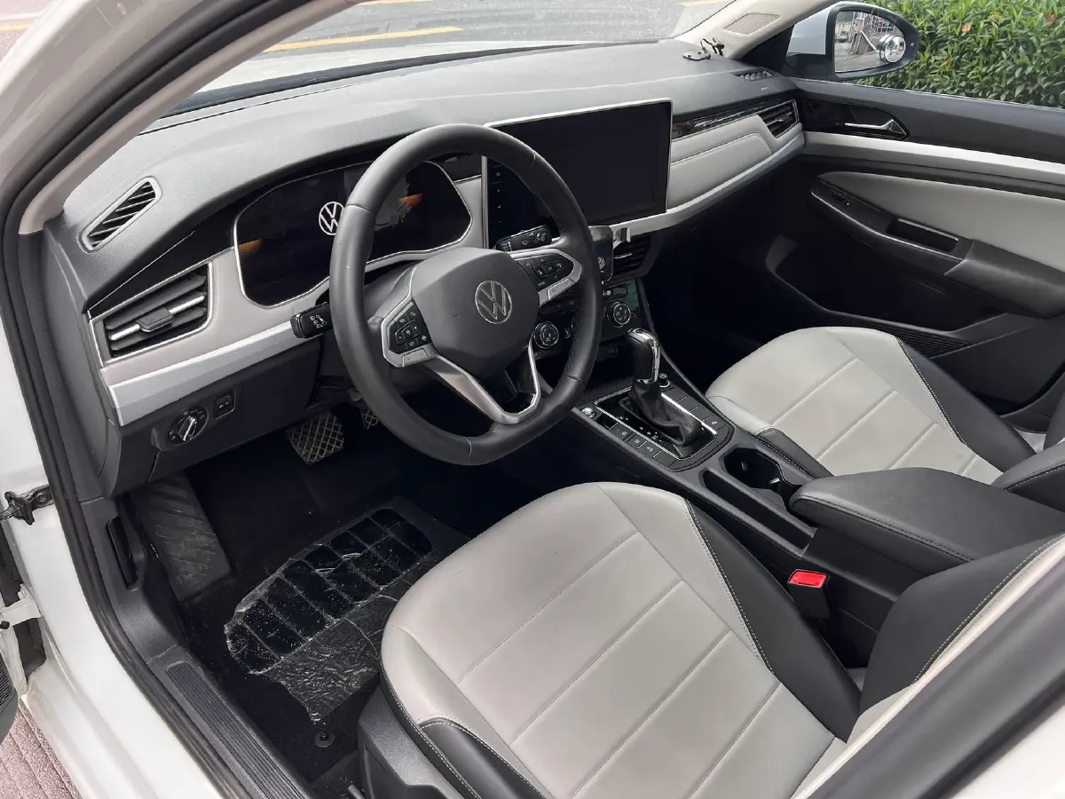 2023 Volkswagen Bora 1.2T 116HP L4 7DCT,autocango,china used car exporter,china ev exporter,chinese used car exporter,chinese used ev exporter