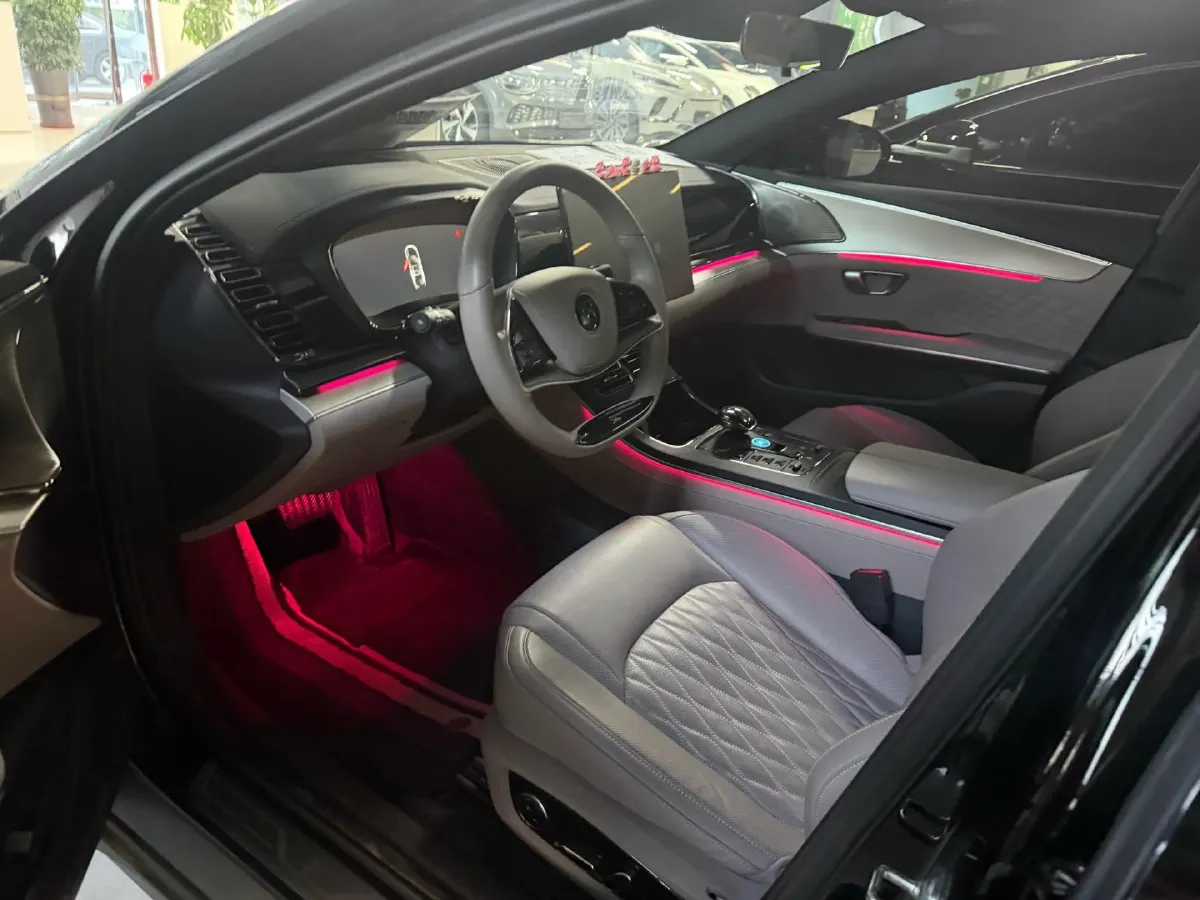 2024 BYD Han BEV 72KWH,autocango,china used car exporter,china ev exporter,chinese used car exporter,chinese used ev exporter