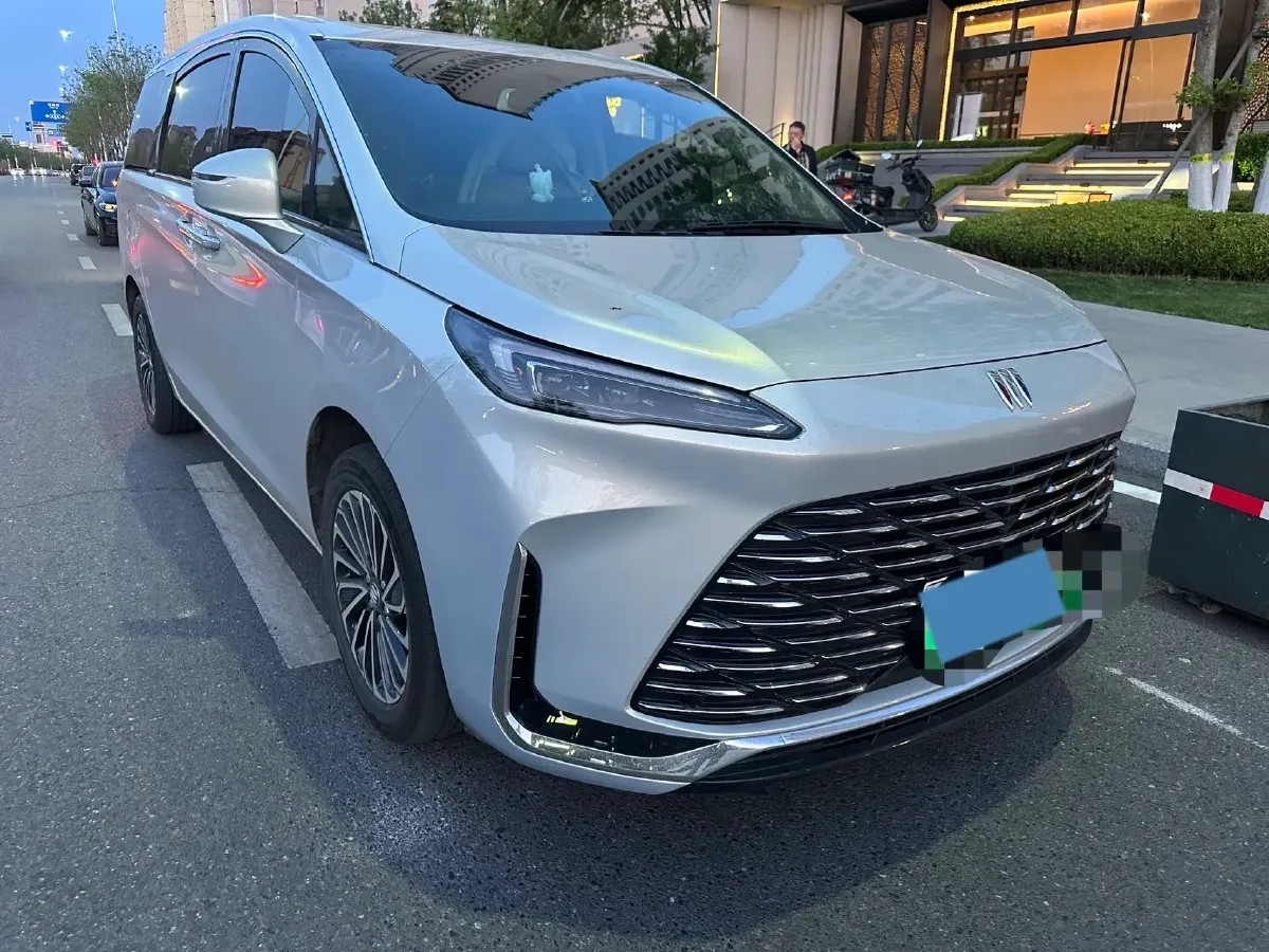 2025 Buick GL8 1.5T 180HP L4 2DHT PHEV,autocango,china used car exporter,china ev exporter,chinese used car exporter,chinese used ev exporter