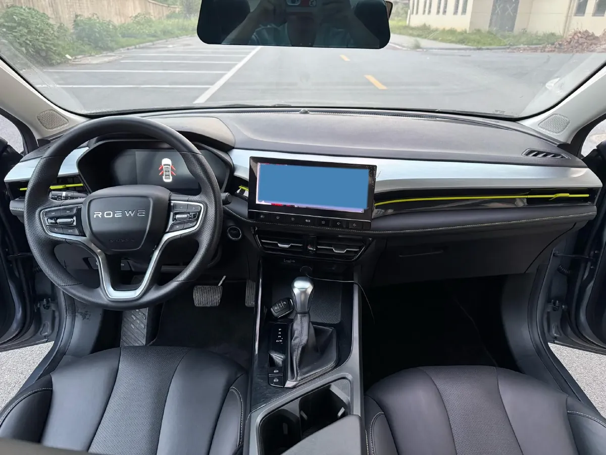 2021 Roewe i5 1.5L 120HP L4 CVT,autocango,china used car exporter,china ev exporter,chinese used car exporter,chinese used ev exporter