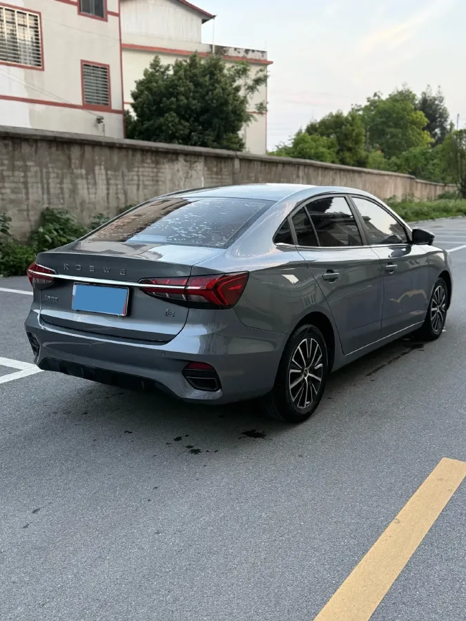 2021 Roewe i5 1.5L 120HP L4 CVT,autocango,china used car exporter,china ev exporter,chinese used car exporter,chinese used ev exporter