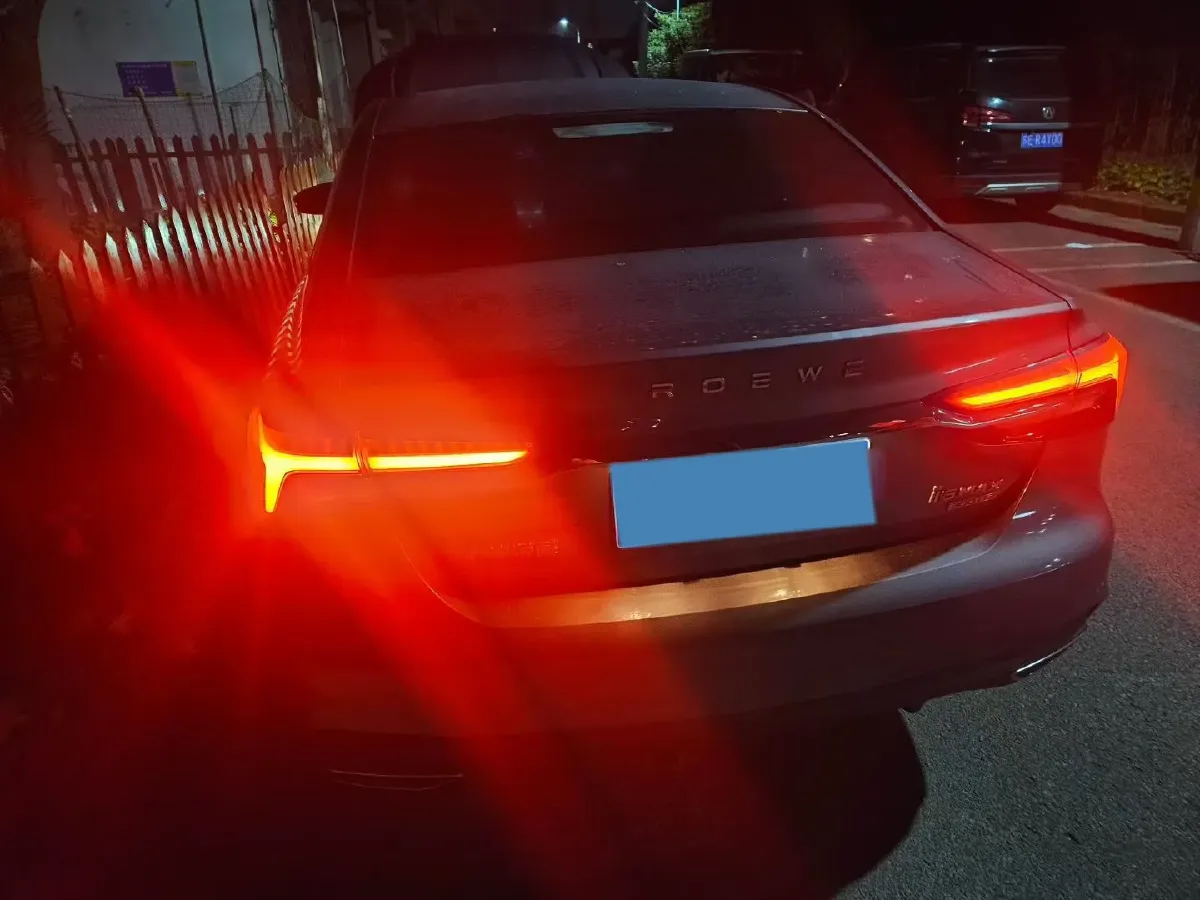 2020 Roewe i6 MAX 1.5T 173HP L4 7DCT,autocango,china used car exporter,china ev exporter,chinese used car exporter,chinese used ev exporter