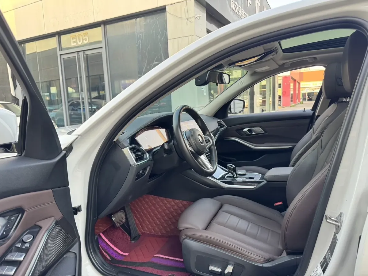 2021 BMW 3 Series 2.0T 184HP L4 8AT,autocango,china used car exporter,china ev exporter,chinese used car exporter,chinese used ev exporter