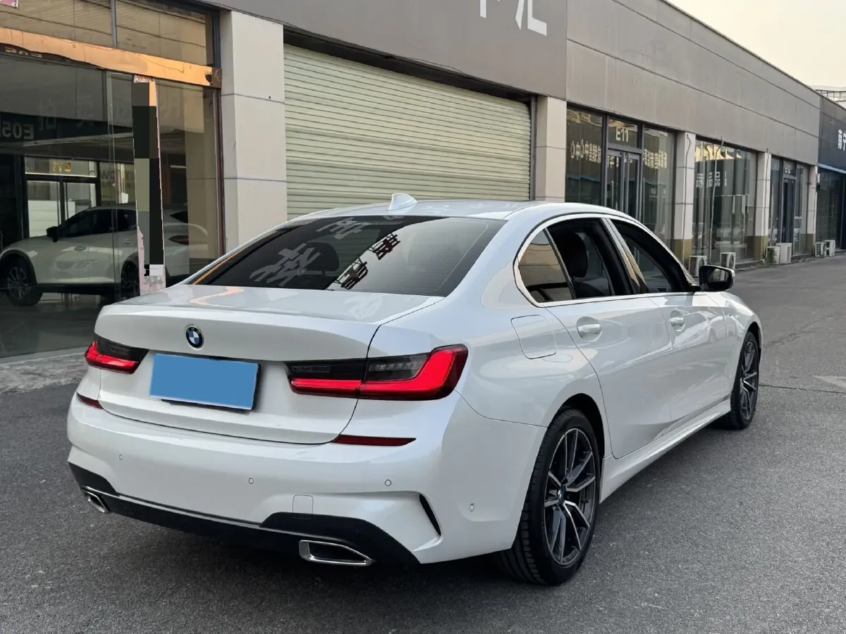 2021 BMW 3 Series 2.0T 184HP L4 8AT,autocango,china used car exporter,china ev exporter,chinese used car exporter,chinese used ev exporter