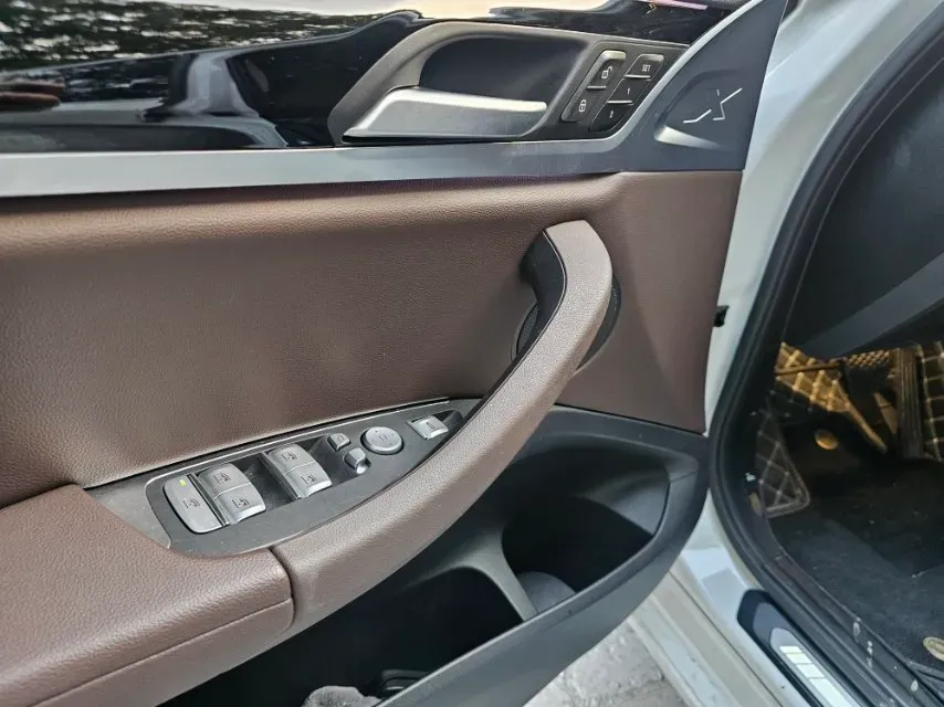 2022 BMW iX3 BEV 80KWH,autocango,china used car exporter,china ev exporter,chinese used car exporter,chinese used ev exporter