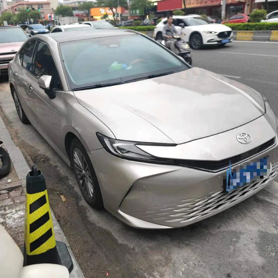 2024 Toyota Camry 2.0L 152HP L4 E-CVT Hybrid,autocango,china used car exporter,china ev exporter,chinese used car exporter,chinese used ev exporter