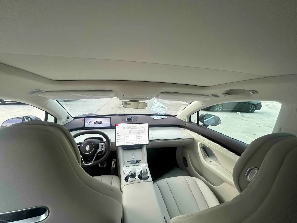 2026 Luxeed R7 REEV 156HP REEV,autocango,china used car exporter,china ev exporter,chinese used car exporter,chinese used ev exporter