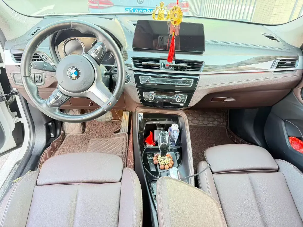 2020 BMW X1 2.0T 192HP L4 8AT,autocango,china used car exporter,china ev exporter,chinese used car exporter,chinese used ev exporter