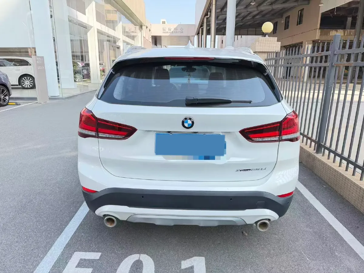 2020 BMW X1 2.0T 192HP L4 8AT,autocango,china used car exporter,china ev exporter,chinese used car exporter,chinese used ev exporter