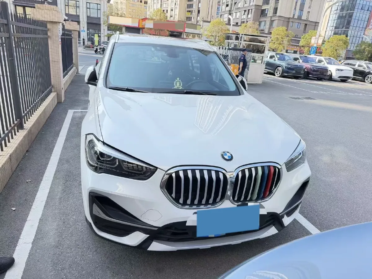 2020 BMW X1 2.0T 192HP L4 8AT,autocango,china used car exporter,china ev exporter,chinese used car exporter,chinese used ev exporter