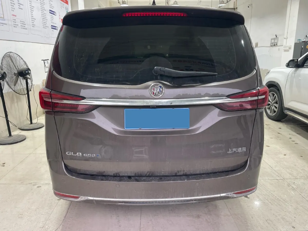 2023 Buick GL8 2.0T 237HP L4 9AT,autocango,china used car exporter,china ev exporter,chinese used car exporter,chinese used ev exporter
