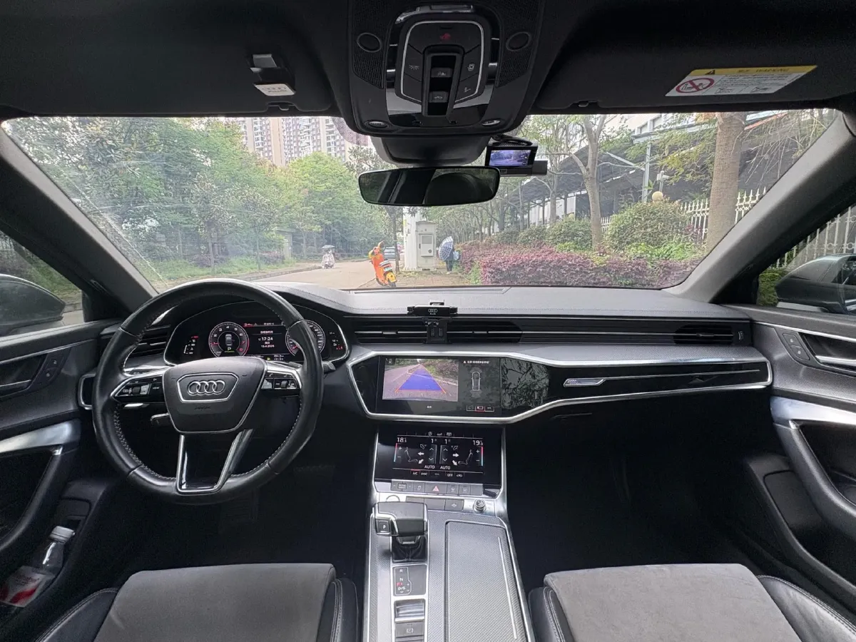 2019 Mercedes-Benz E Class 1.5T 184HP L4 9AT,autocango,china used car exporter,china ev exporter,chinese used car exporter,chinese used ev exporter