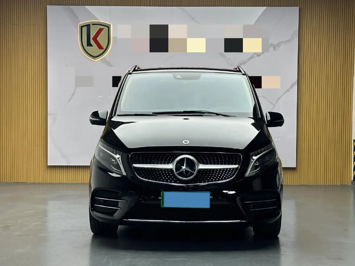 2022 Mercedes-Benz V Class 2.0T 211HP L4 9AT,autocango,china used car exporter,china ev exporter,chinese used car exporter,chinese used ev exporter