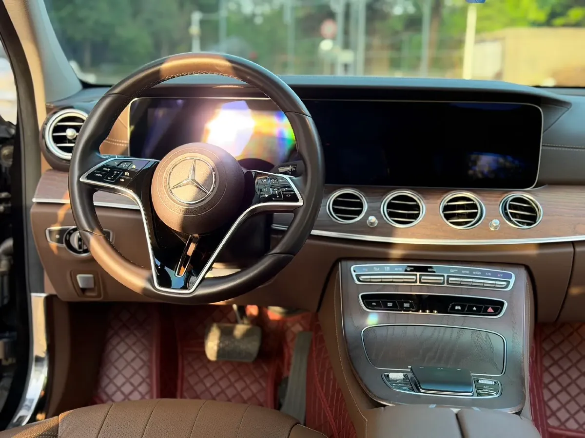 2021 Mercedes-Benz E Class 2.0T 258HP L4 9AT,autocango,china used car exporter,china ev exporter,chinese used car exporter,chinese used ev exporter