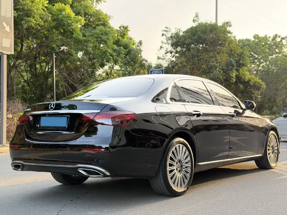 2021 Mercedes-Benz E Class 2.0T 258HP L4 9AT,autocango,china used car exporter,china ev exporter,chinese used car exporter,chinese used ev exporter
