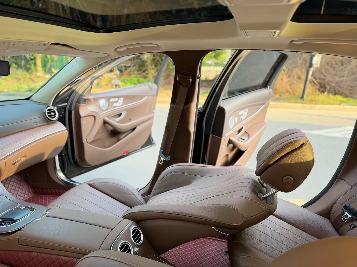 2021 Mercedes-Benz E Class 2.0T 258HP L4 9AT,autocango,china used car exporter,china ev exporter,chinese used car exporter,chinese used ev exporter