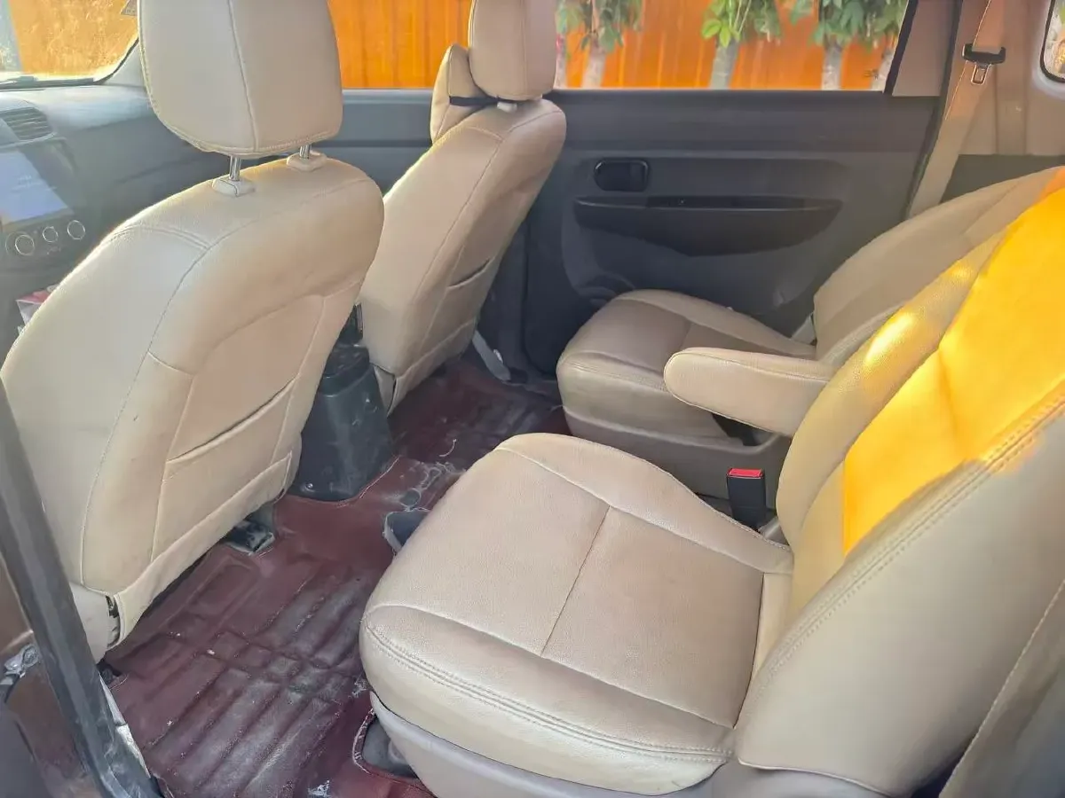 2016 WuLing HongGuang 1.5L 112HP L4 5MT,autocango,china used car exporter,china ev exporter,chinese used car exporter,chinese used ev exporter