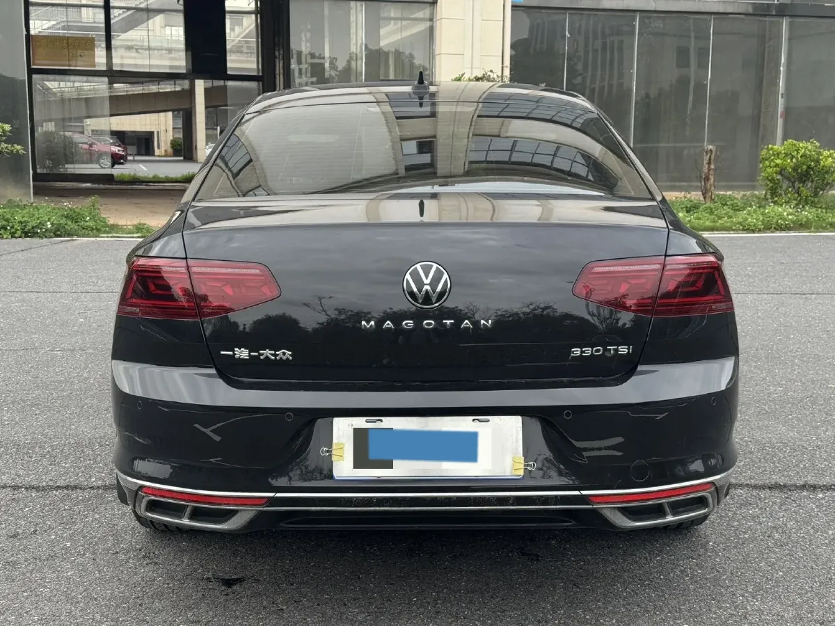 2023 Volkswagen Magotan 2.0T 186HP L4 7DCT,autocango,china used car exporter,china ev exporter,chinese used car exporter,chinese used ev exporter