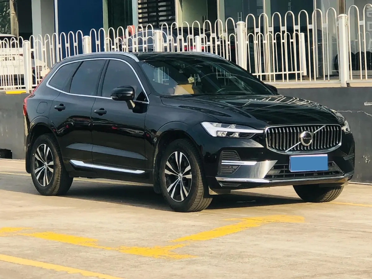 2024 Volvo XC60 2.0T 250HP L4 8AT,autocango,china used car exporter,china ev exporter,chinese used car exporter,chinese used ev exporter