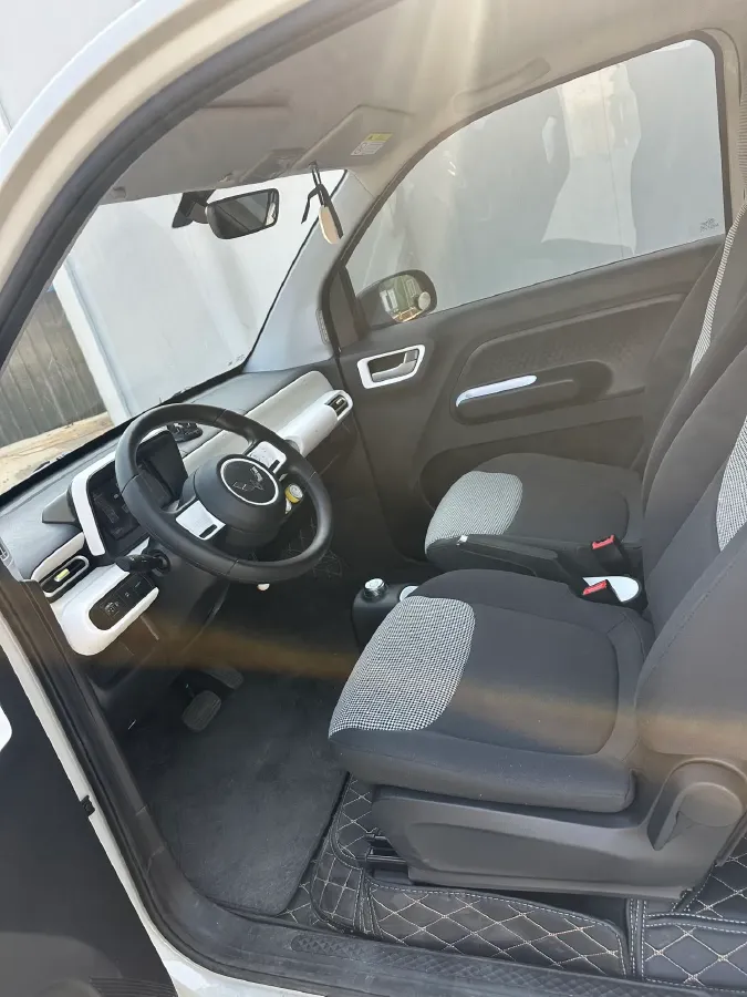2024 WuLing HongGuang MINI EV BEV 17.3KWH,autocango,china used car exporter,china ev exporter,chinese used car exporter,chinese used ev exporter